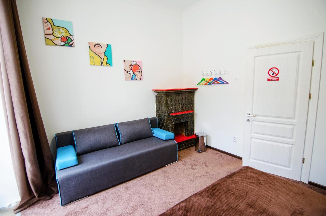 Pop Art Hostel Lviv Exterior photo